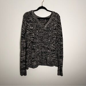 Jennifer Lauren Plus Women’s Black & White V-Neck Knit Sweater Long Sleeve 2X